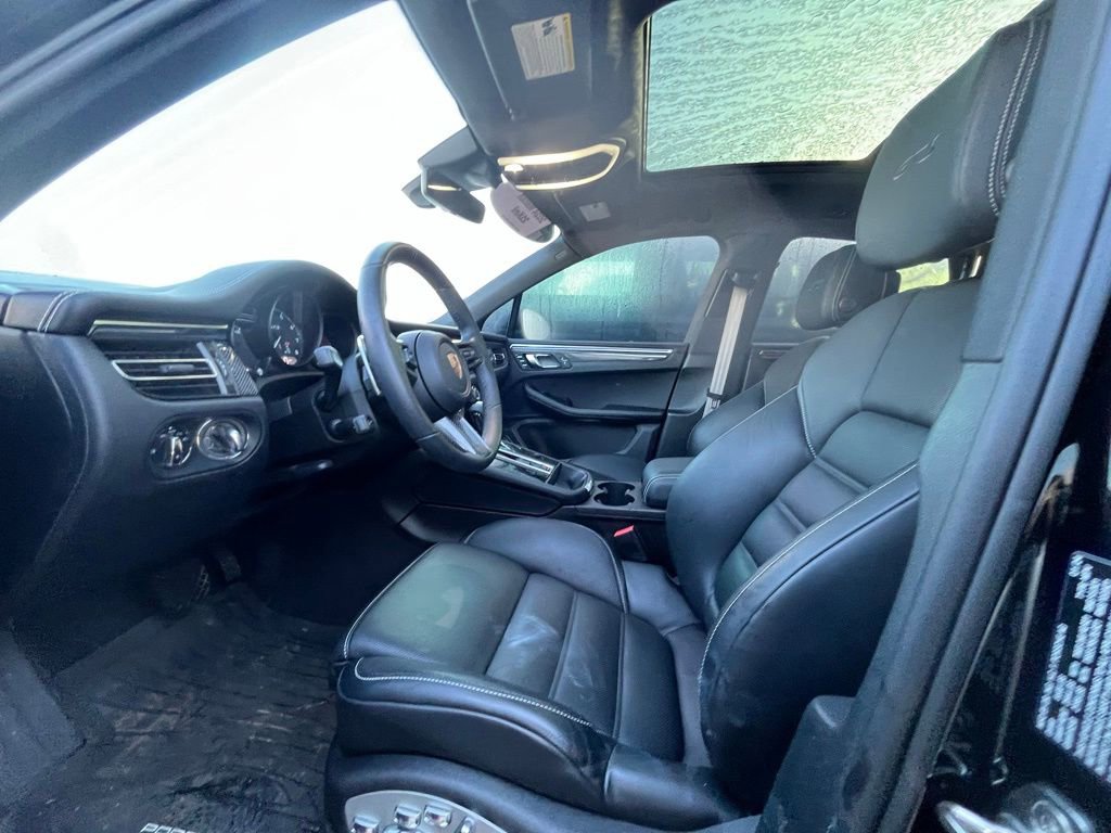 Used 2024 Porsche Macan GTS image 7