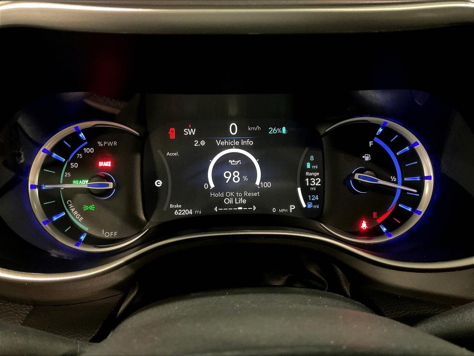Used 2023 Chrysler Pacifica Touring-L FWD image 12