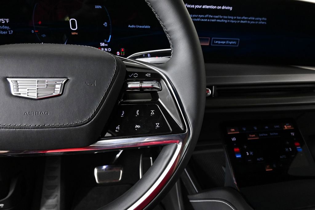 New 2026 Cadillac Vistiq Platinum image 10