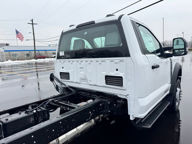 New 2025 Ford F550 4x4 Regular Cab Super Duty image 13