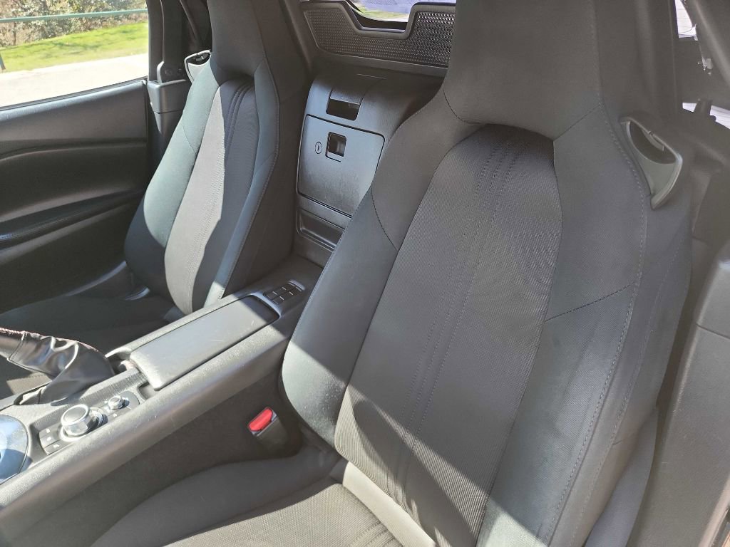 Used 2019 MAZDA MX-5 Miata Sport image 14