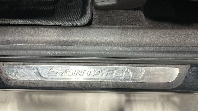Used 2019 Hyundai Santa Fe AWD image 12