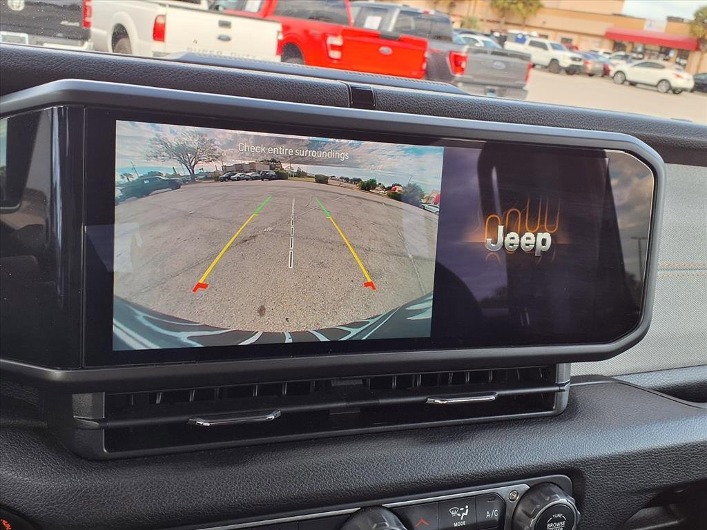 Used 2024 Jeep Wrangler Sport S image 27