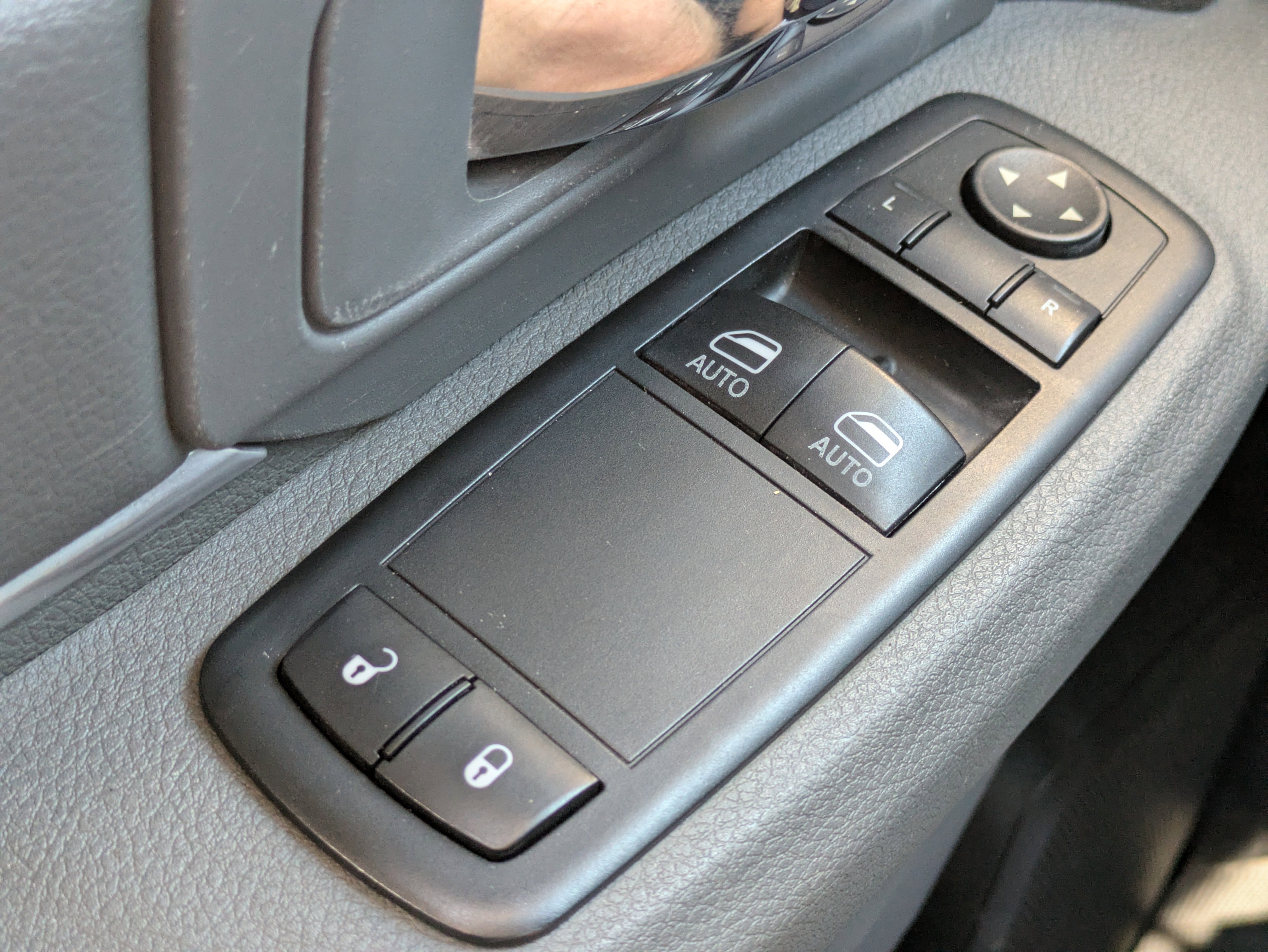 Used 2014 RAM 1500 Express image 21