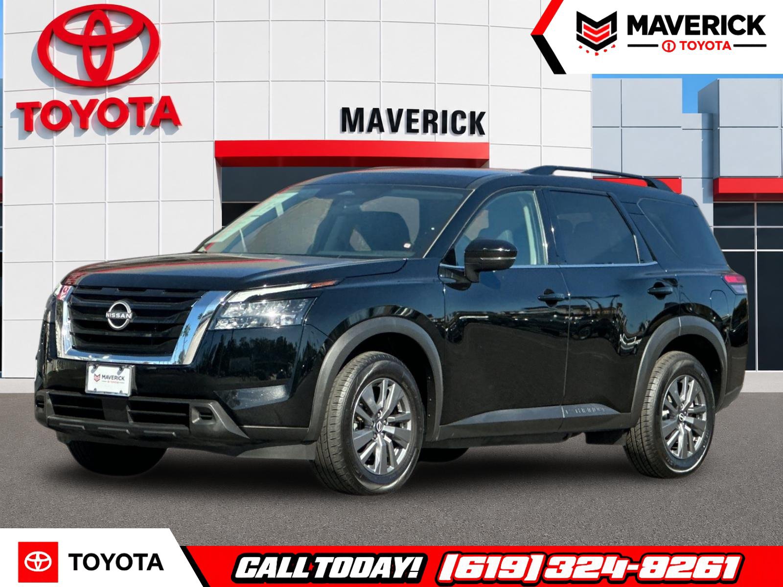 Used 2025 Nissan Pathfinder SV