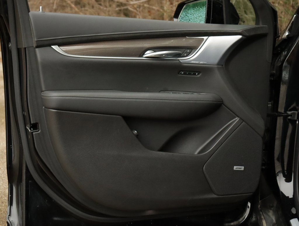 Certified 2024 Cadillac XT6 Premium Luxury w/ Platinum Package image 30