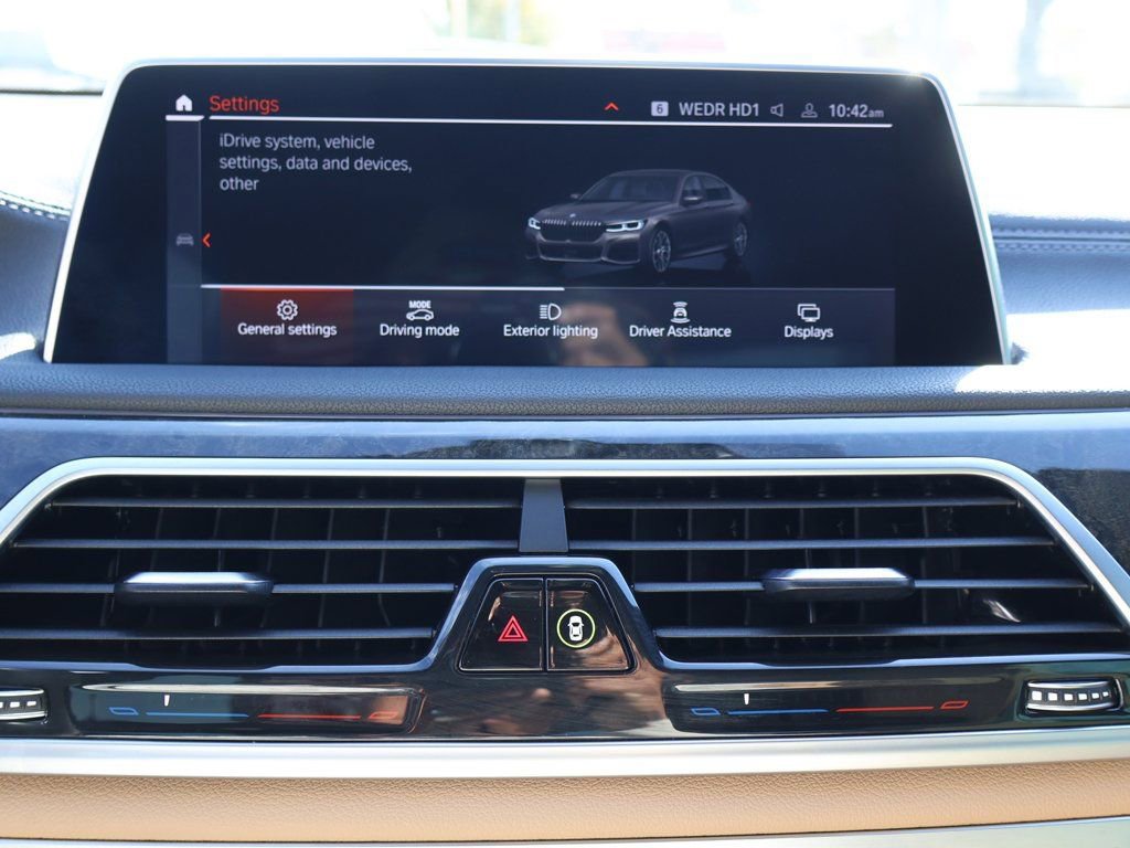 Used 2022 BMW 740i w/ M Sport Package image 54