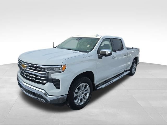 Used 2022 Chevrolet Silverado 1500 LTZ w/ LTZ Premium Package image 2