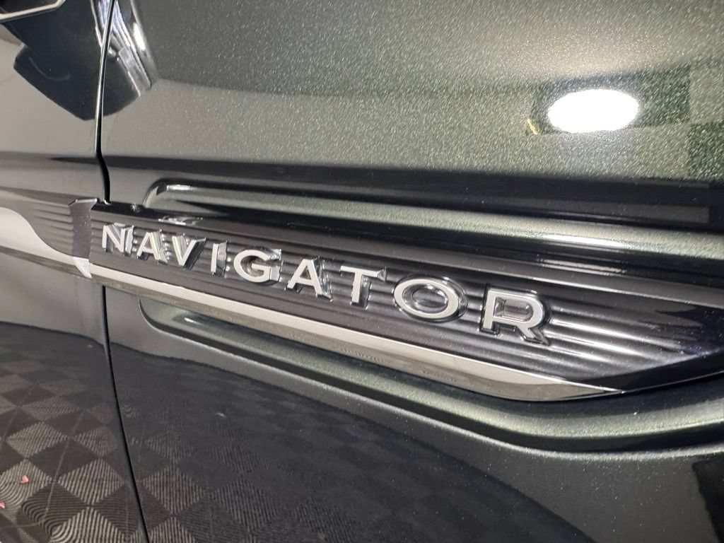 Certified 2023 Lincoln Navigator L Black Label AWD/4WD image 14