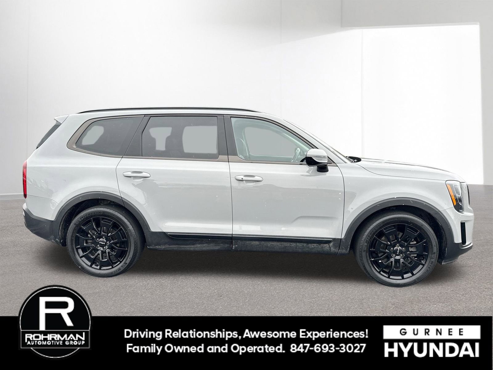 Used 2022 Kia Telluride SX w/ SX Prestige Package image 10