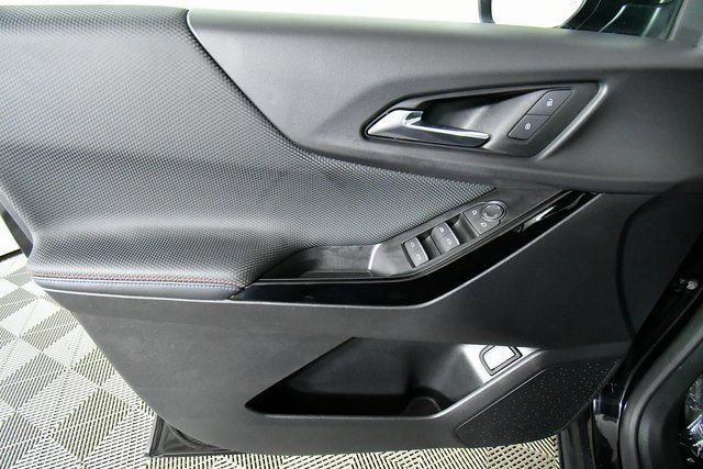 Used 2025 Chevrolet Equinox RS w/ Safety and Technology Package image 21