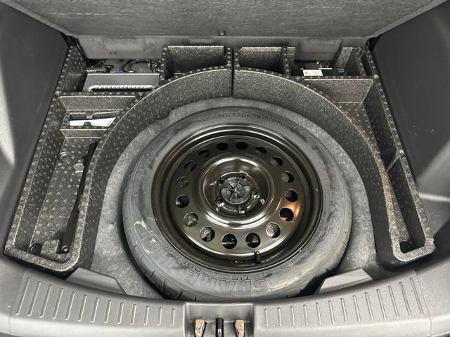 Used 2019 Ford Escape Titanium AWD/4WD image 14
