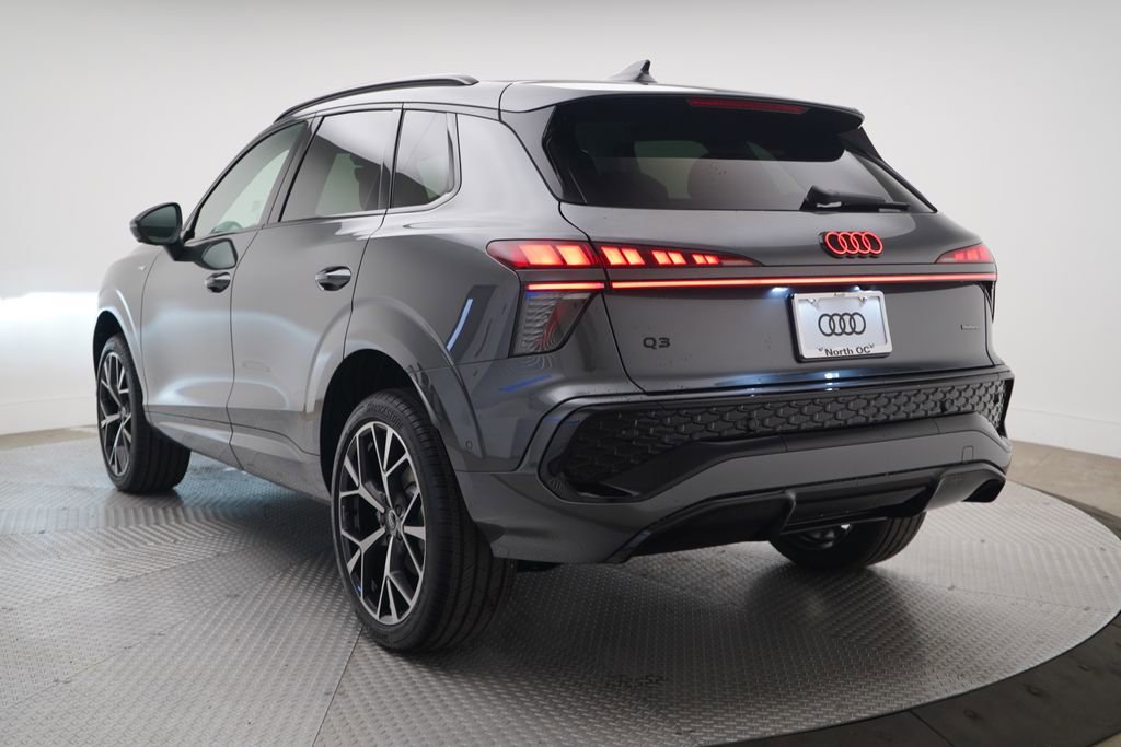 New 2026 Audi Q3 quattro 2.0T image 3
