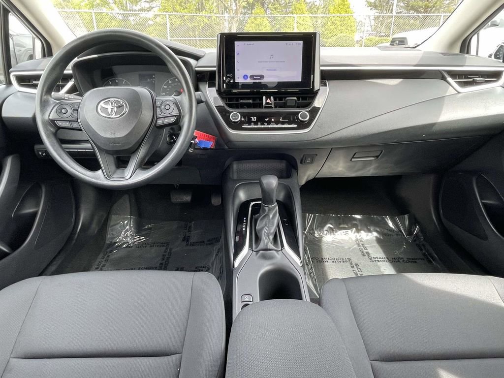 Used 2024 Toyota Corolla LE image 19