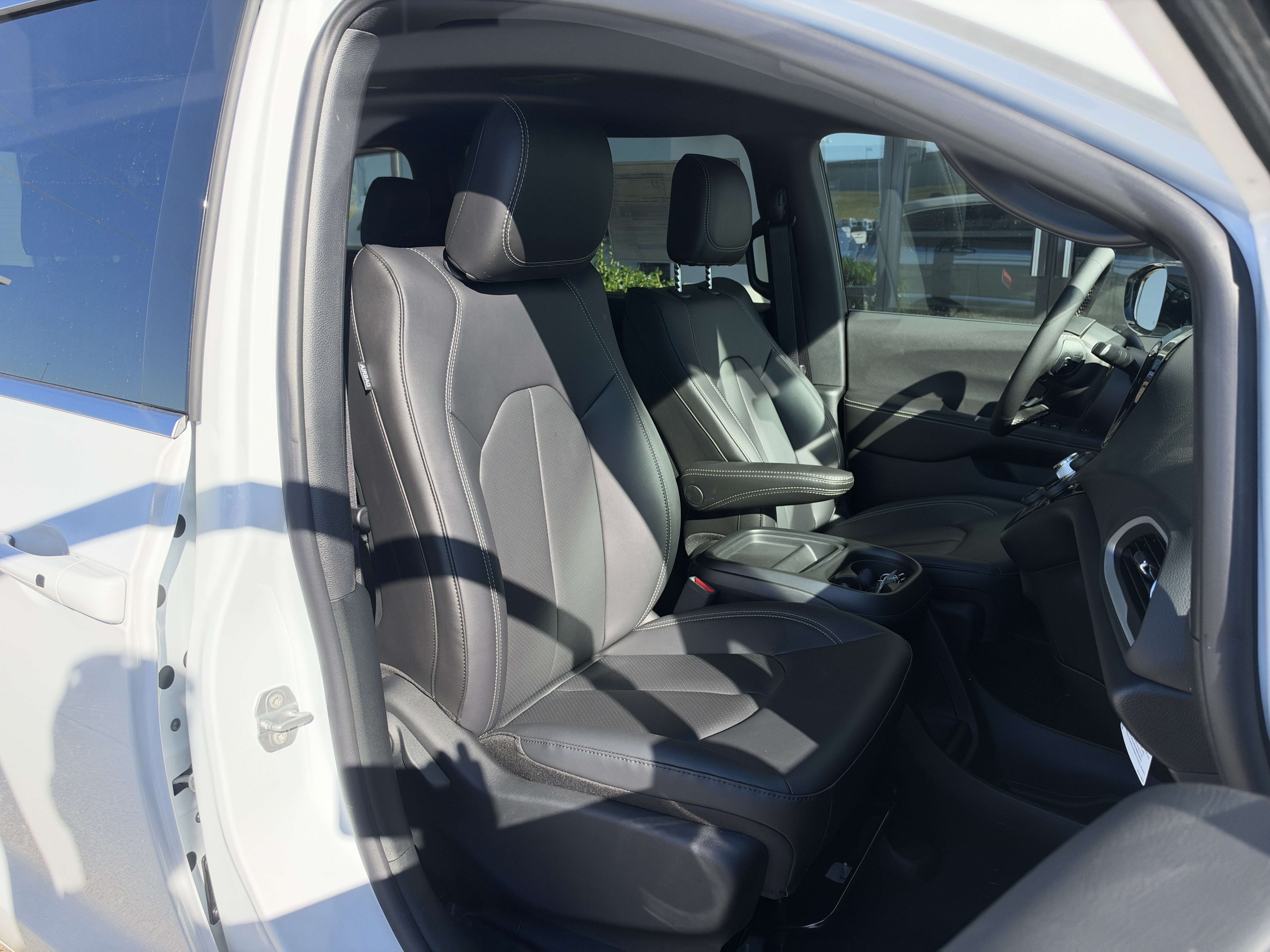 New 2027 Chrysler Pacifica LX FWD image 21