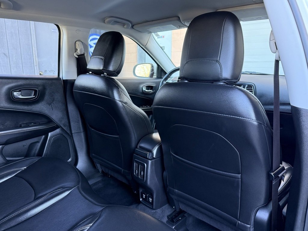 Used 2019 Jeep Compass Latitude w/ Popular Equipment Group image 16