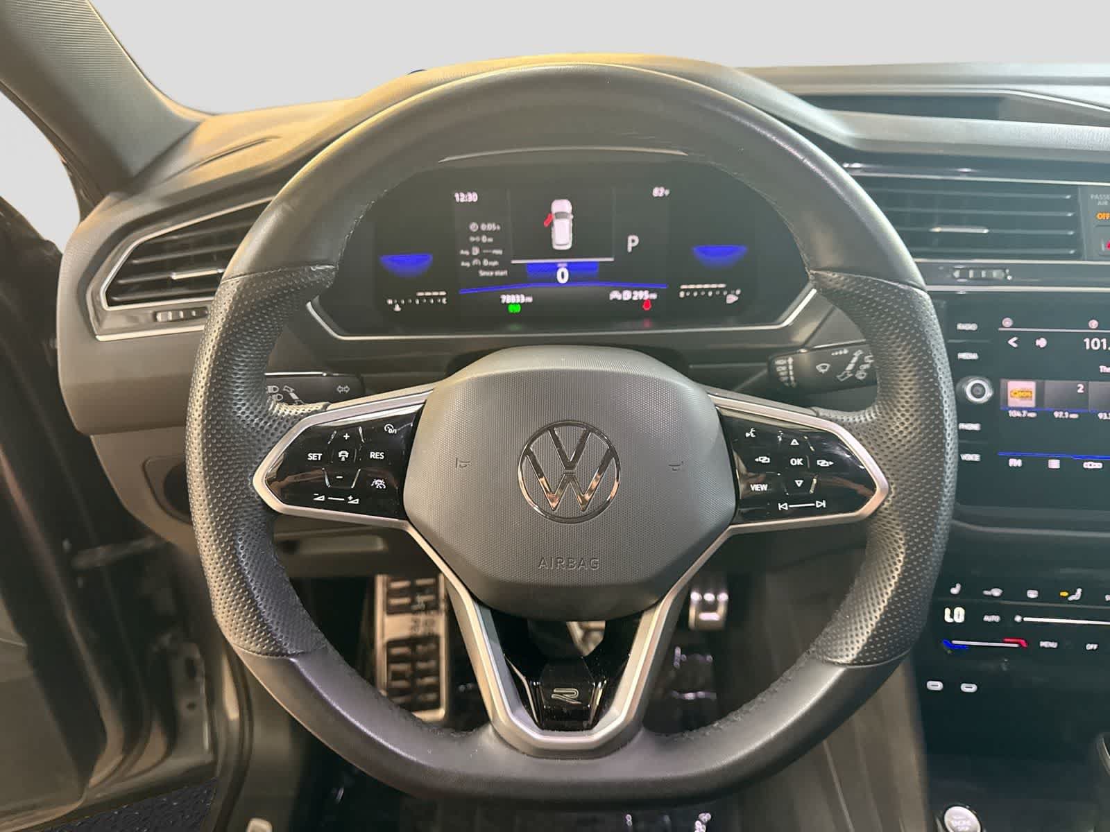 Used 2022 Volkswagen Tiguan SE R-Line FWD image 28