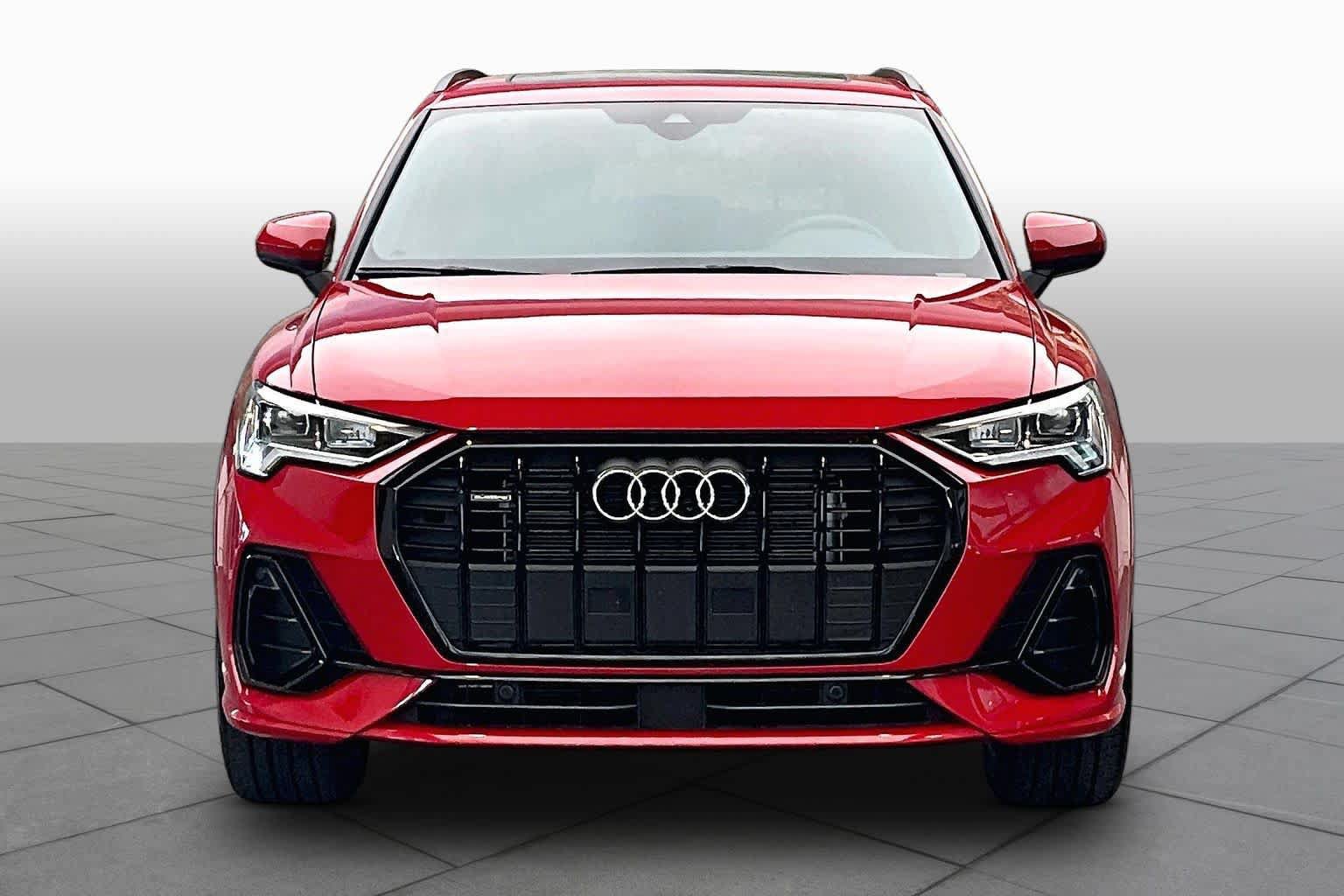 Certified 2023 Audi Q3 2.0T Premium w/ Black Optic Sport Package AWD/4WD image 4