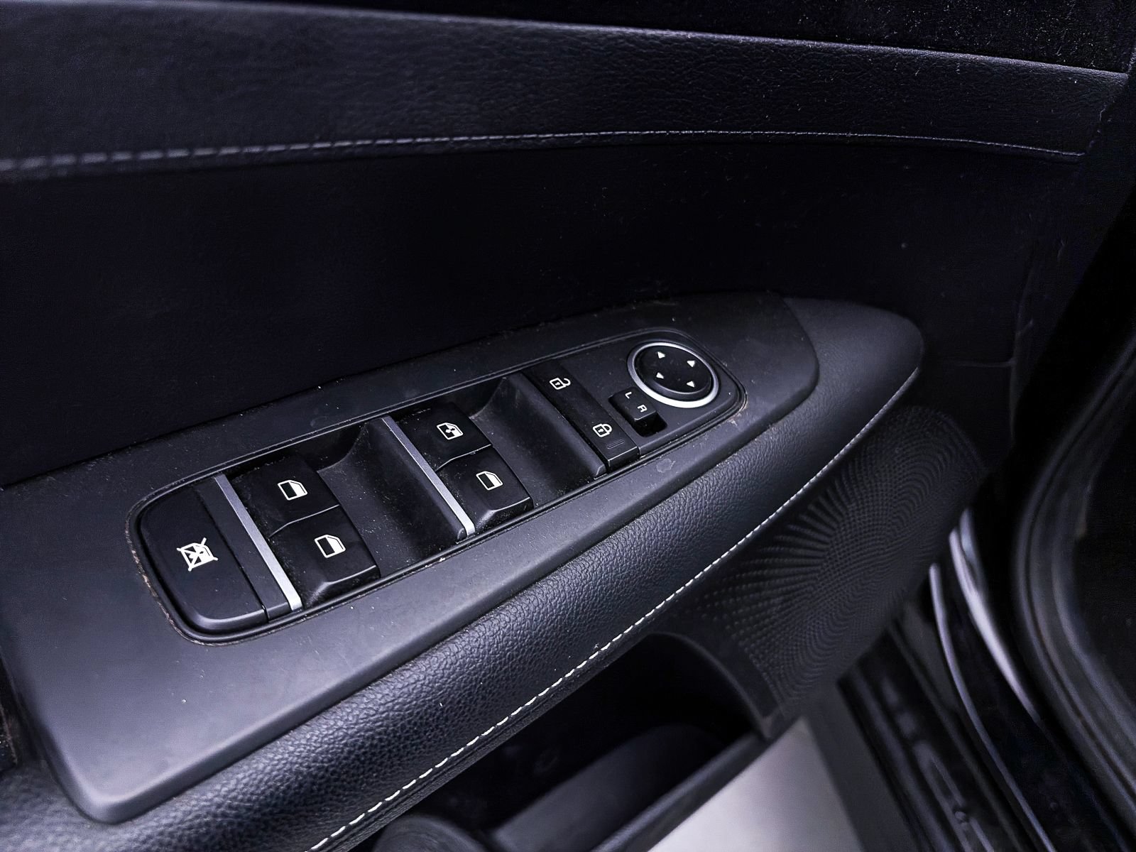 Certified 2024 Kia Forte GT-Line FWD image 17