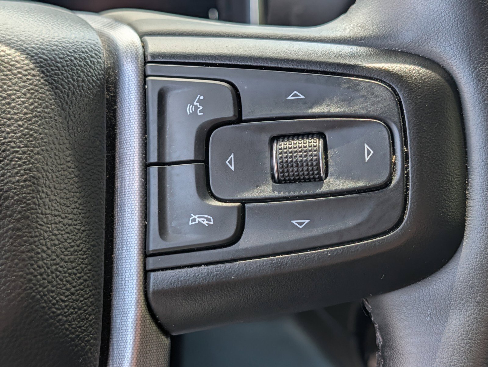 Used 2023 GMC Sierra 1500 Elevation AWD/4WD image 35