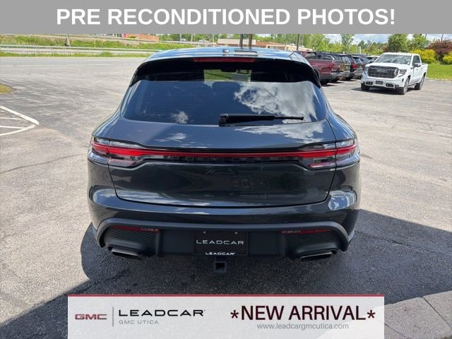 Used 2023 Porsche Macan Turbo AWD/4WD image 4