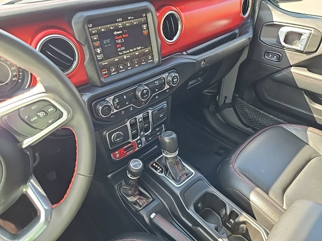 Used 2023 Jeep Gladiator Rubicon w/ Cold Weather Group AWD/4WD image 24