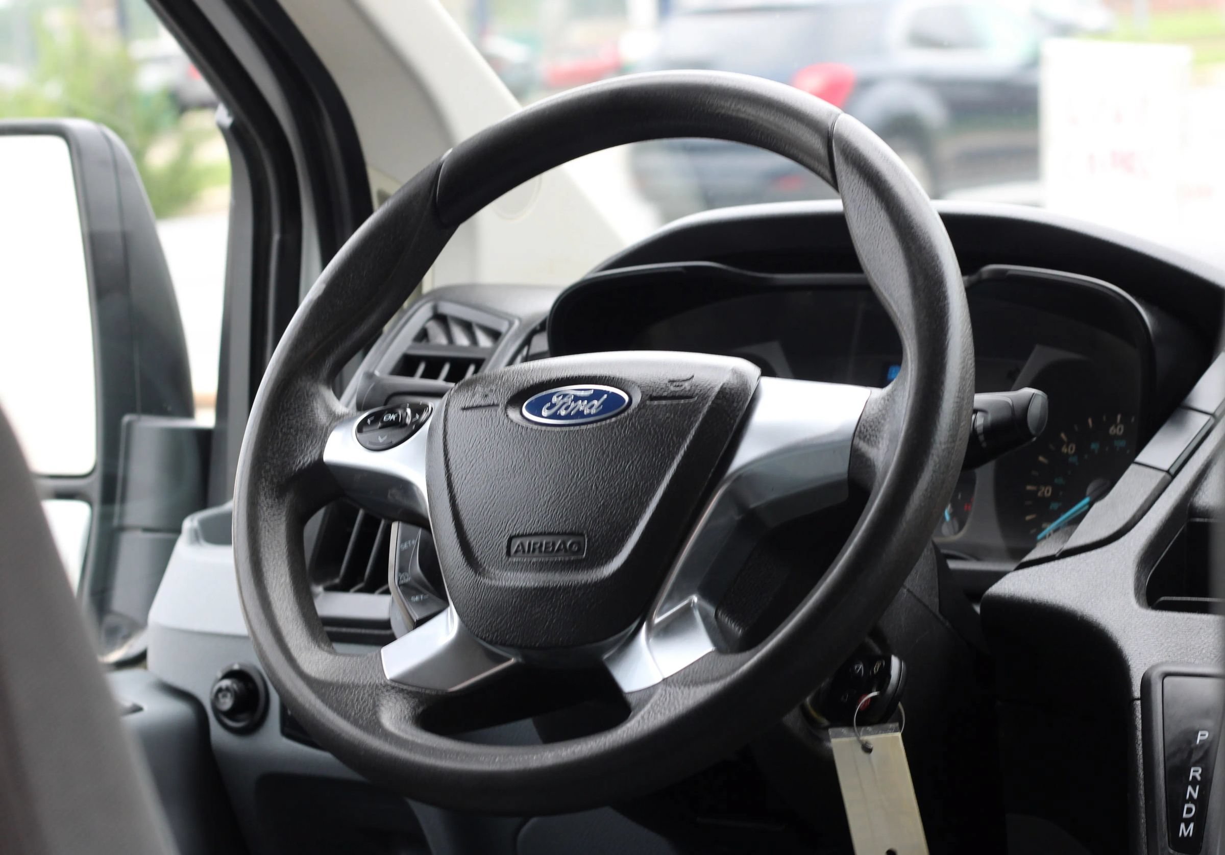 Used 2015 Ford Transit 350 XLT RWD image 14