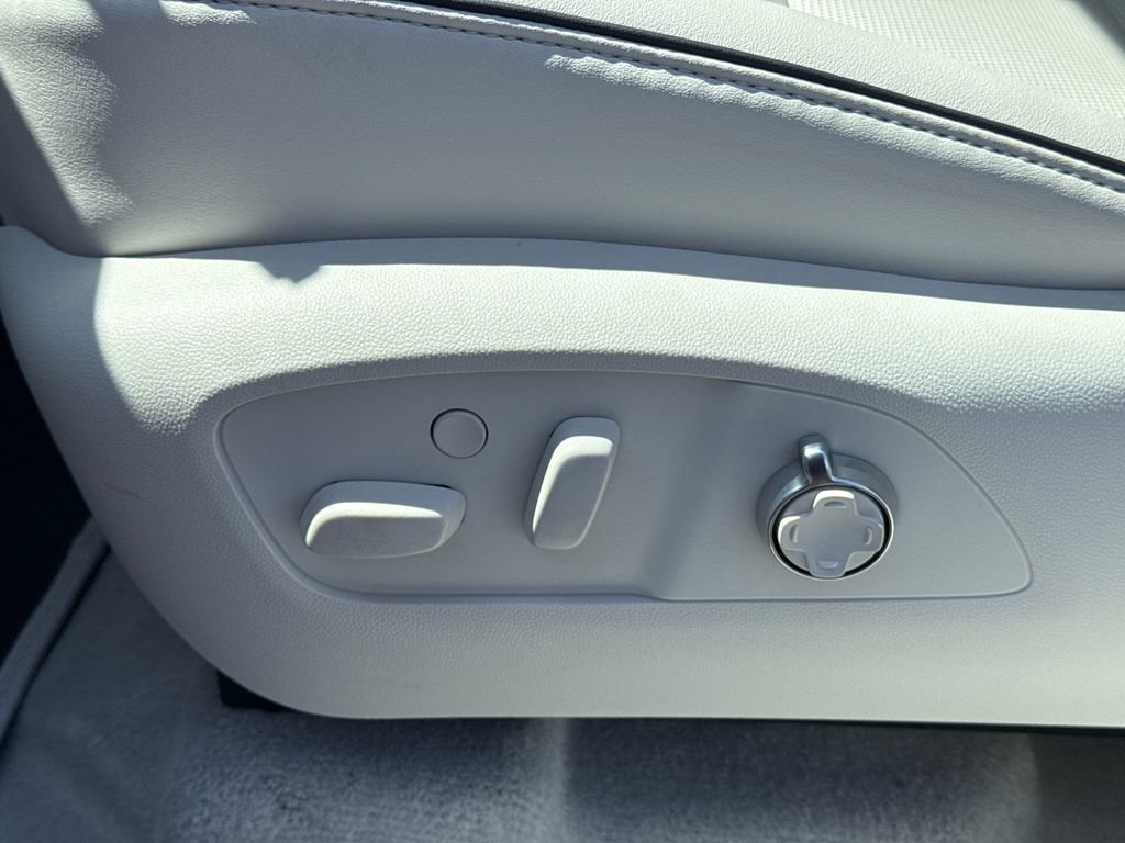 New 2027 Buick Enclave Avenir AWD/4WD image 16