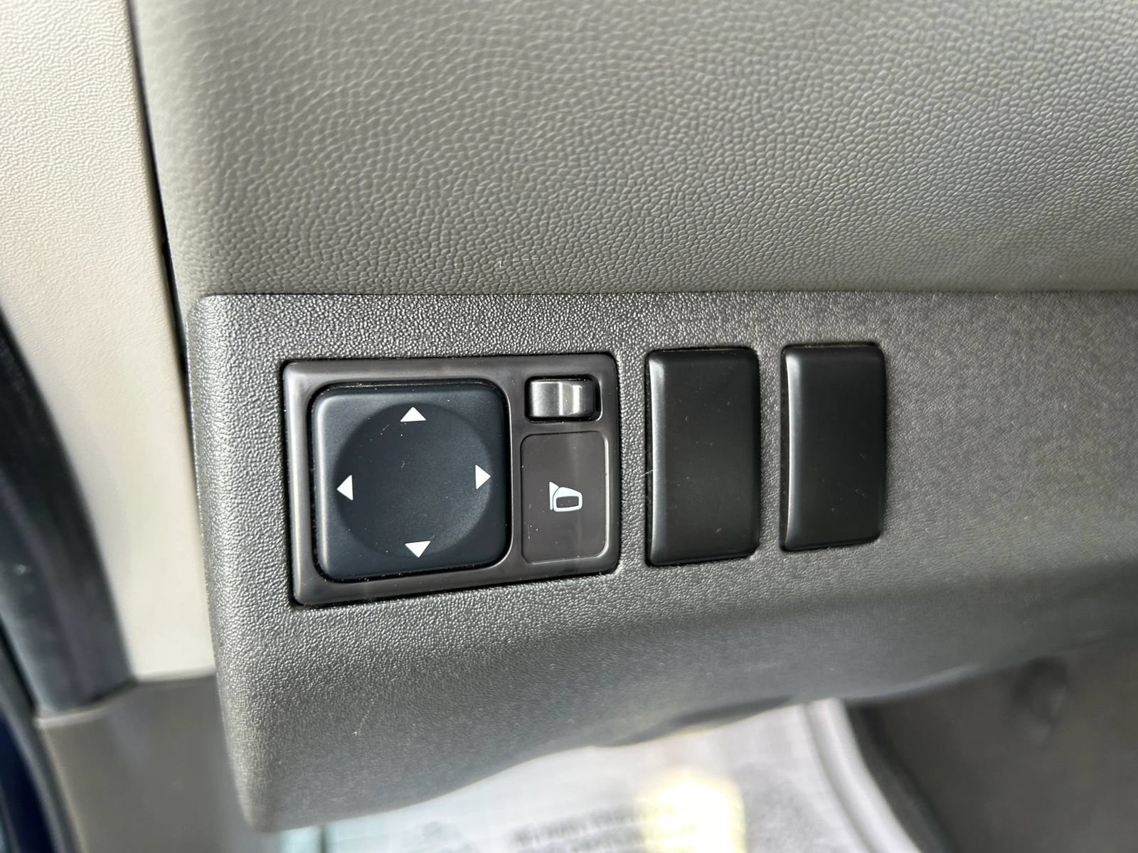 Used 2008 Nissan Xterra S AWD/4WD image 15