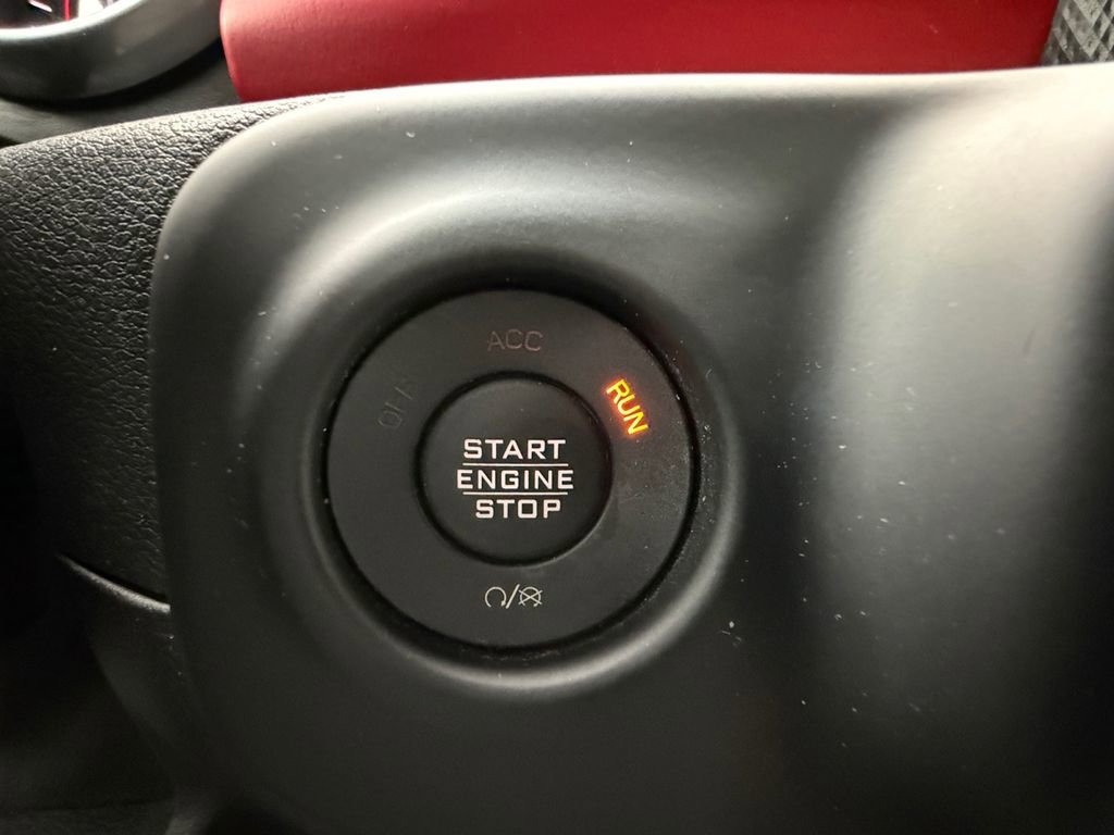Used 2018 Jeep Wrangler Unlimited Rubicon AWD/4WD image 25