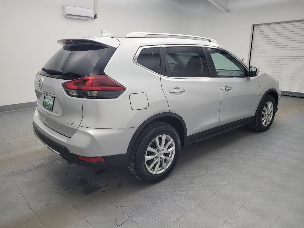Used 2018 Nissan Rogue SV image 10