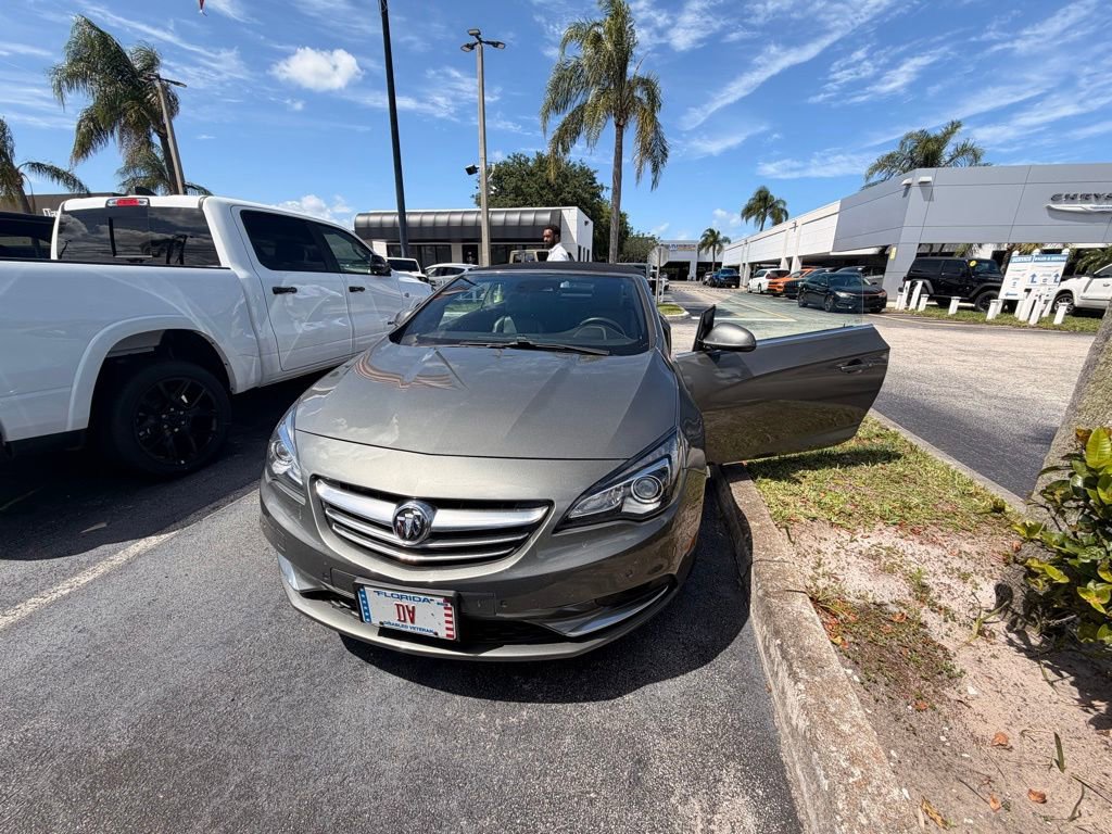 Used 2017 Buick Cascada Premium image 7