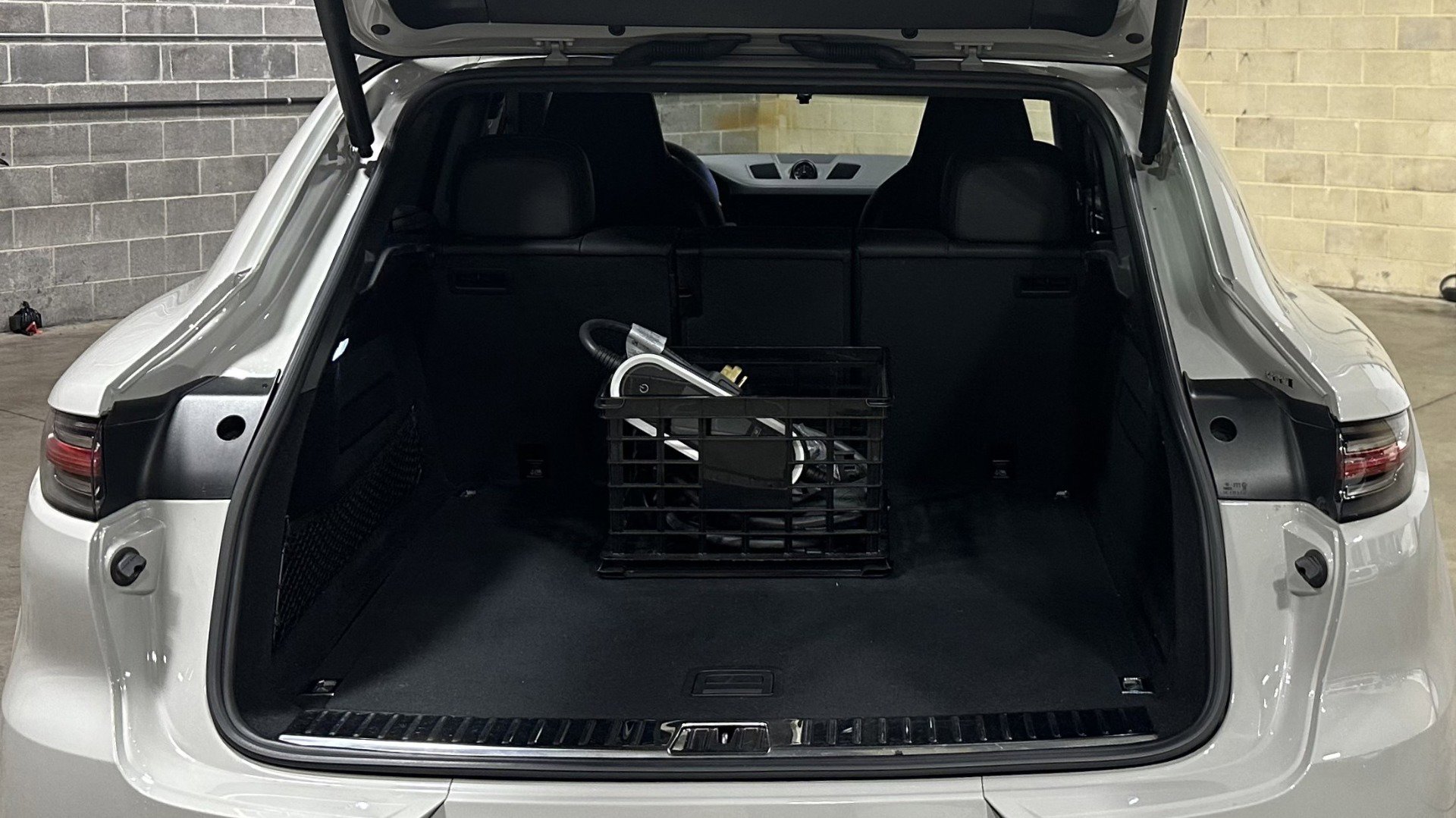 Used 2021 Porsche Cayenne Turbo S image 42