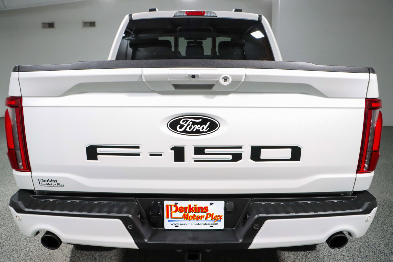 Used 2024 Ford F150 Lariat w/ Equipment Group 502A High AWD/4WD image 9