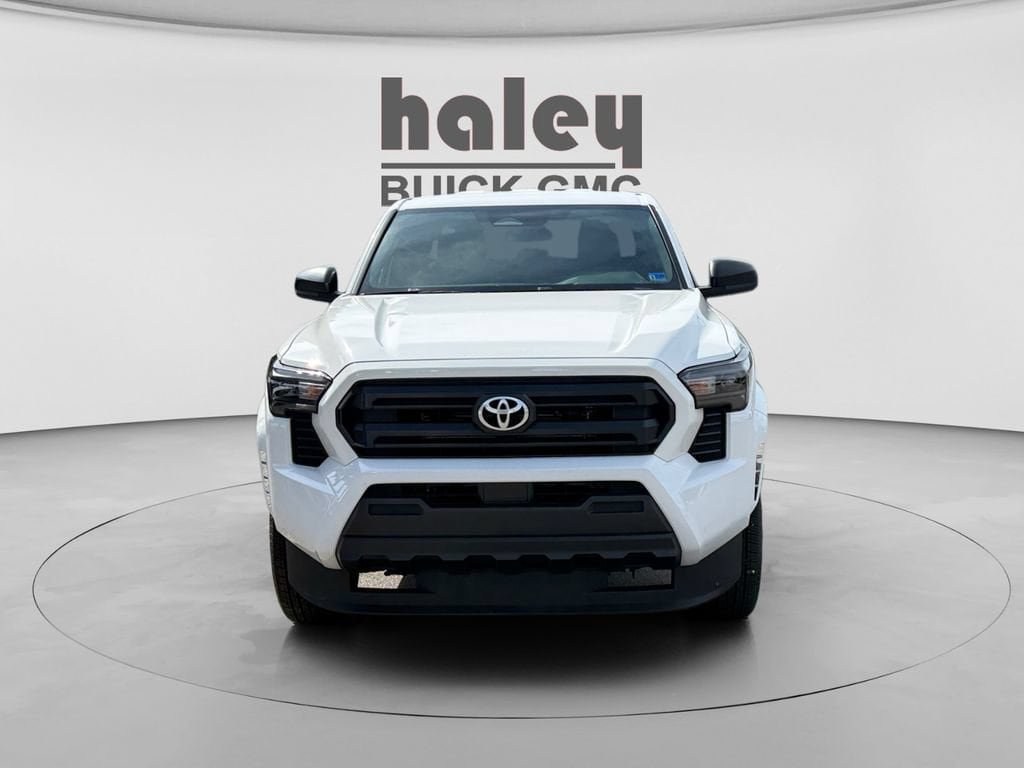 Used 2025 Toyota Tacoma SR RWD image 8