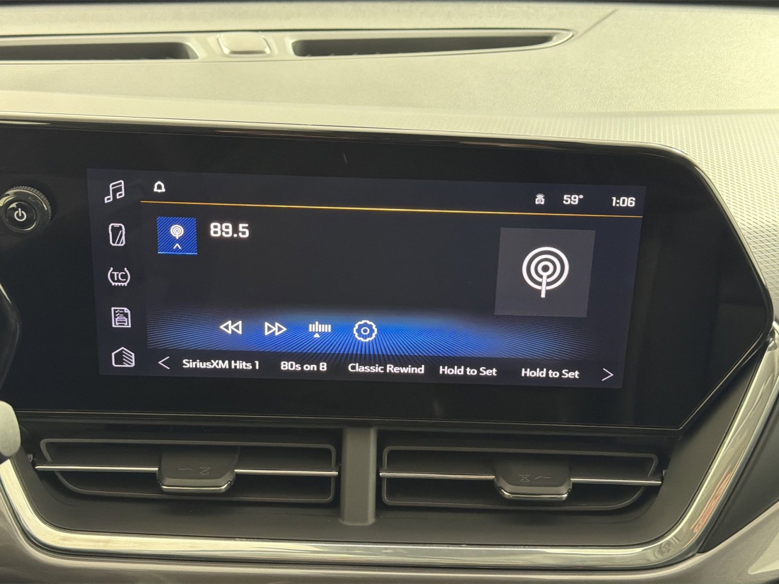 New 2026 Chevrolet Trax ACTIV image 18