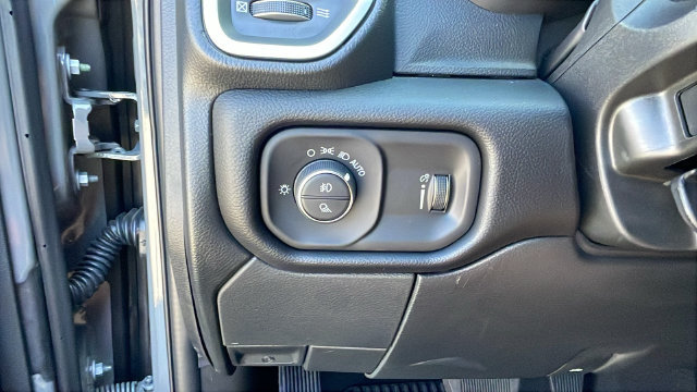 Used 2026 RAM 2500 Big Horn AWD/4WD image 28