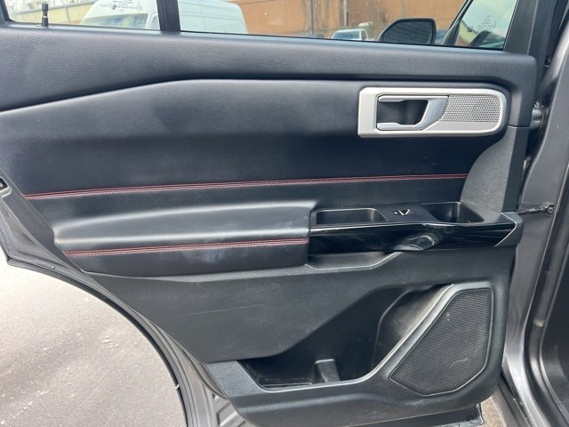 Used 2023 Ford Explorer ST-Line w/ Class IV Trailer Tow Package image 17