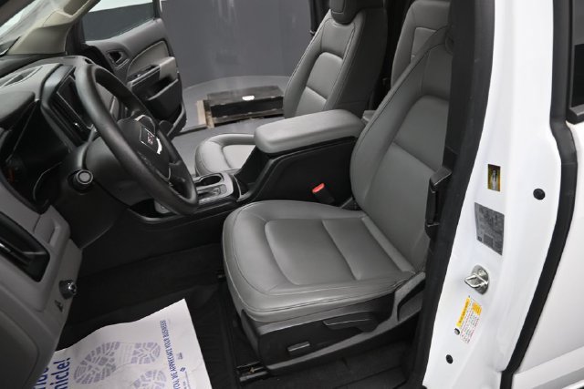 Used 2020 GMC Canyon W/T w/ Convenience Package RWD image 17
