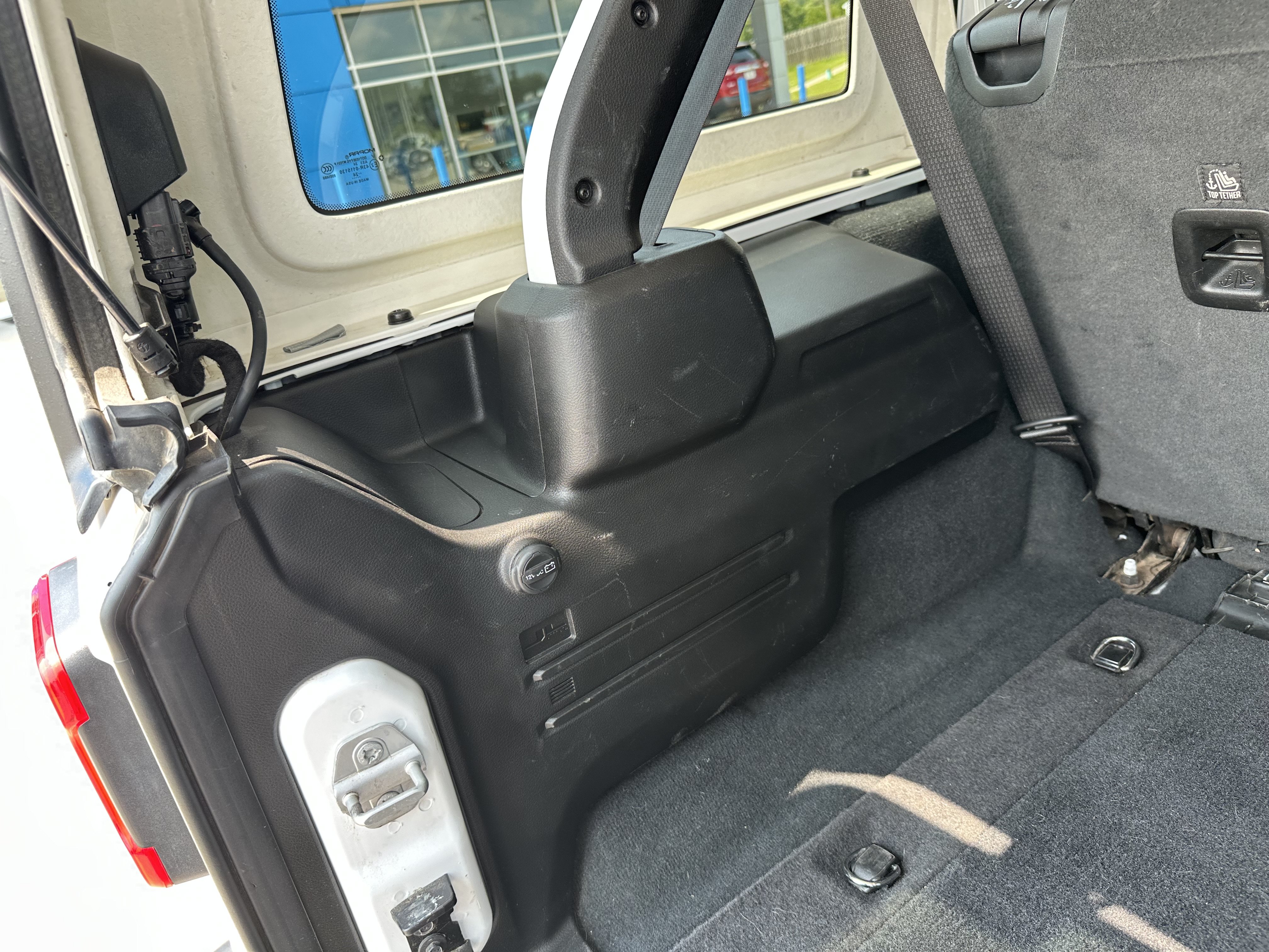 Used 2024 Jeep Wrangler Unlimited Rubicon AWD/4WD image 19