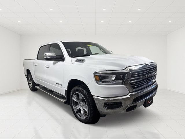 Used 2023 RAM 1500 Laramie AWD/4WD image 1