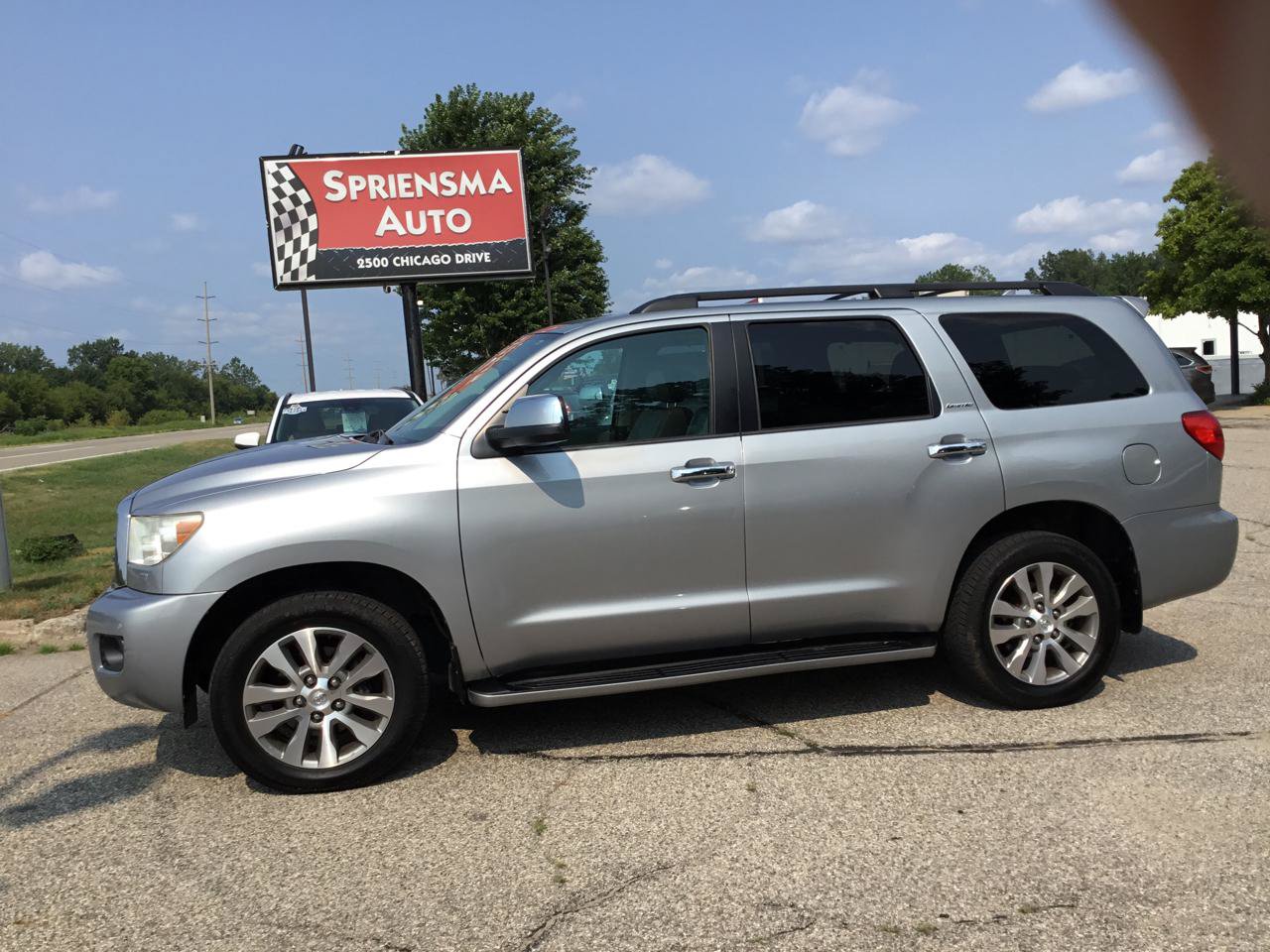 Used 2016 Toyota Sequoia Limited AWD/4WD image 11