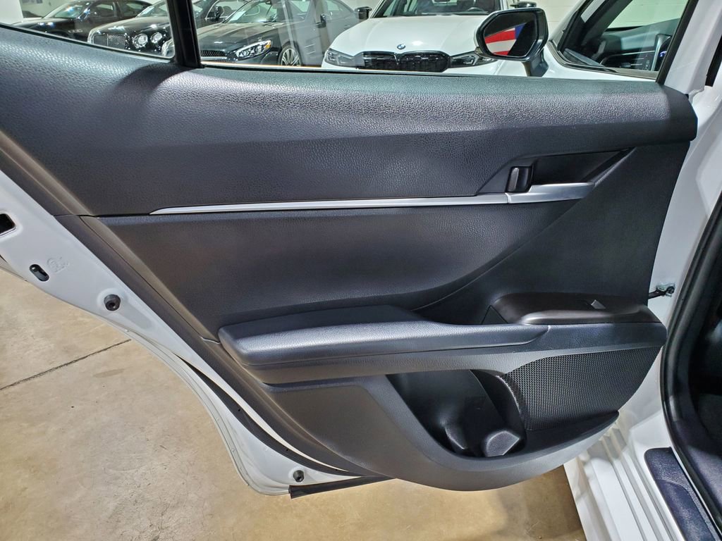 Used 2024 Toyota Camry SE FWD image 24