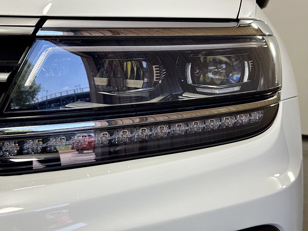 Used 2020 Volkswagen Tiguan SEL Premium R-Line AWD/4WD image 41