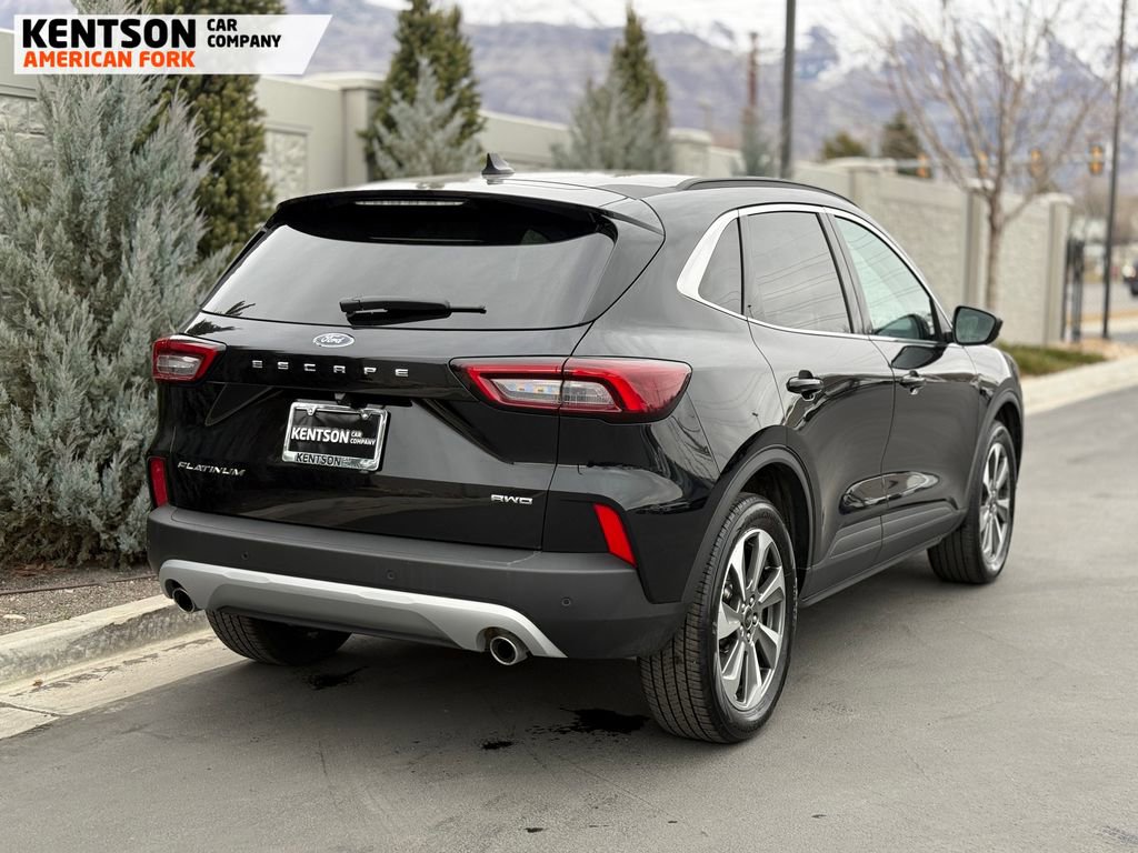 Used 2025 Ford Escape Platinum AWD/4WD image 9