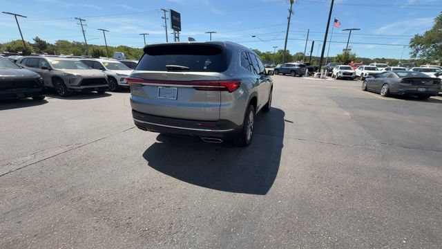 Certified 2025 Buick Enclave Preferred w/ LPO, Floor Liner Package AWD/4WD image 7