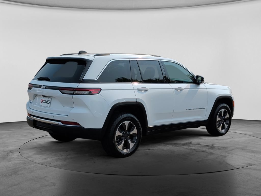 Used 2024 Jeep Grand Cherokee Limited 4xe AWD/4WD image 10