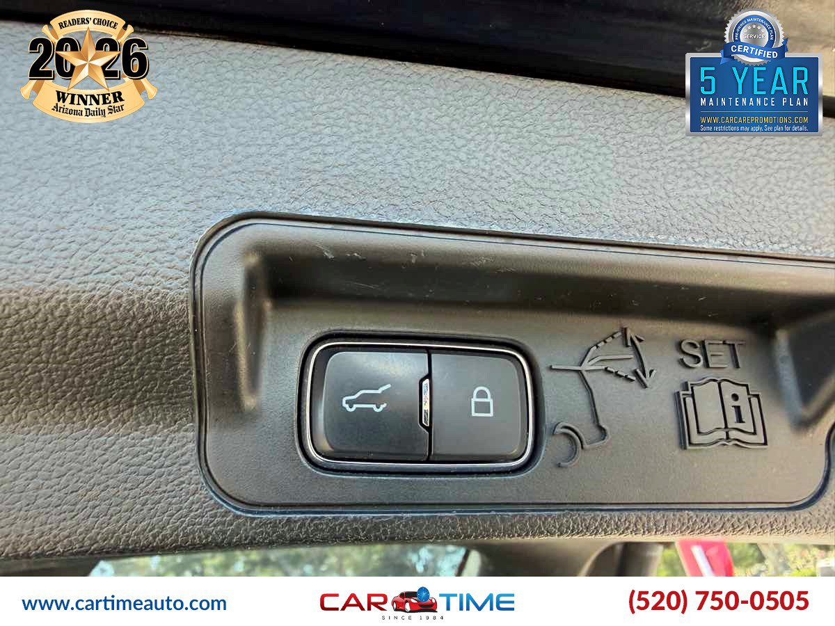 Used 2020 Ford Explorer XLT w/ Equipment Group 202A AWD/4WD image 19