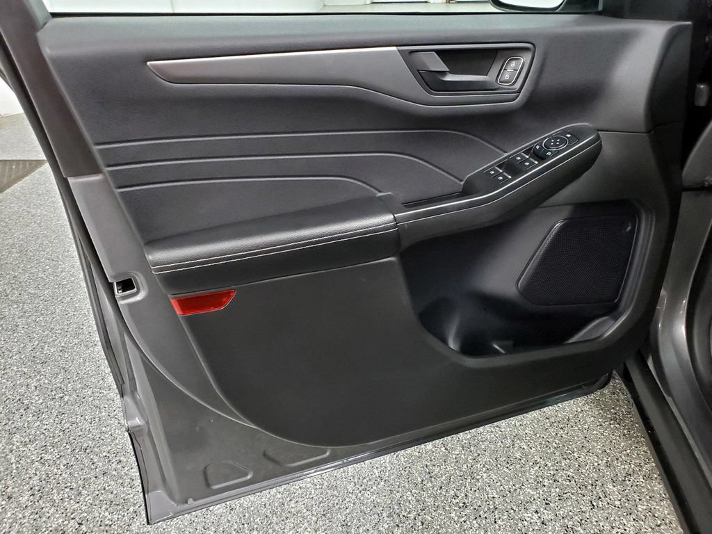 Used 2024 Ford Escape Active FWD image 13