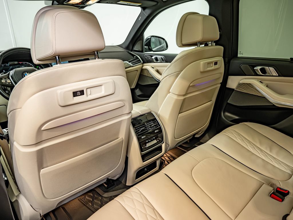 Used 2019 BMW X5 xDrive40i w/ Executive Package AWD/4WD image 37